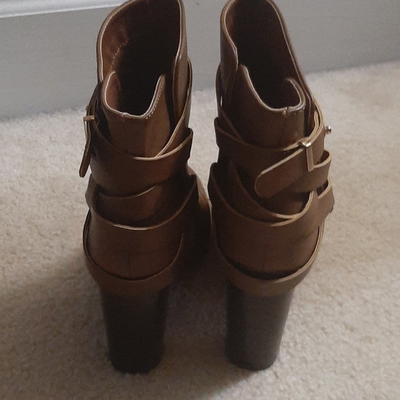 JustFab Catalina Wrap Around Booties - Picture 2 of 6